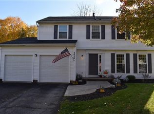 3458 Dewberry Ln, Macedon, NY 14502