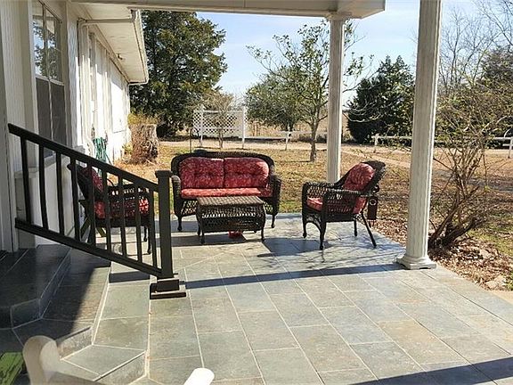 5th image of 2662 County Road 3104