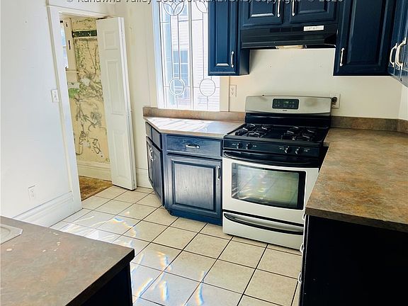 4th image of 1119 9th St