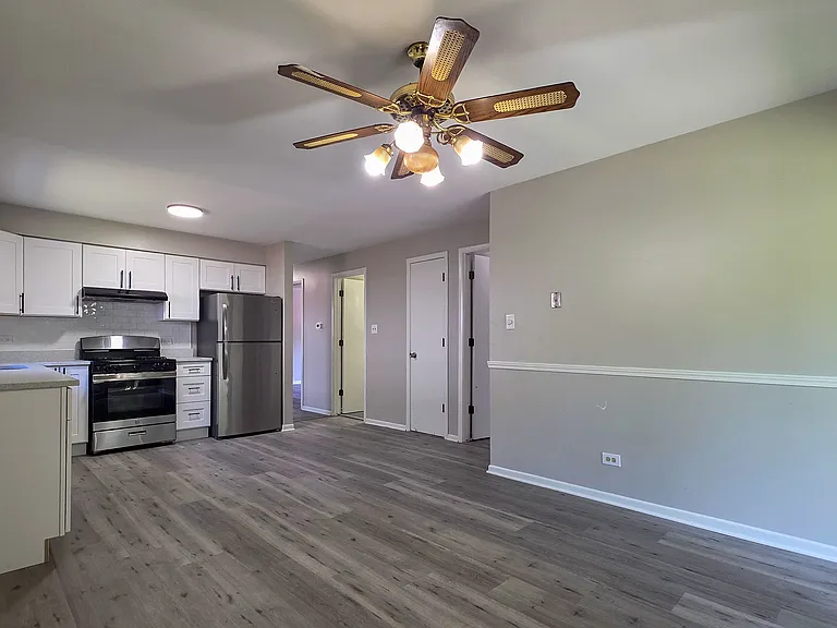 16724 Hillside Pl — Photo 8