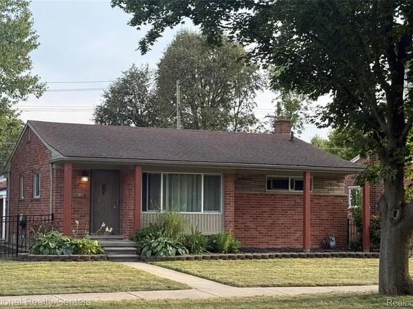 26505 Margareta, Redford, MI 48240