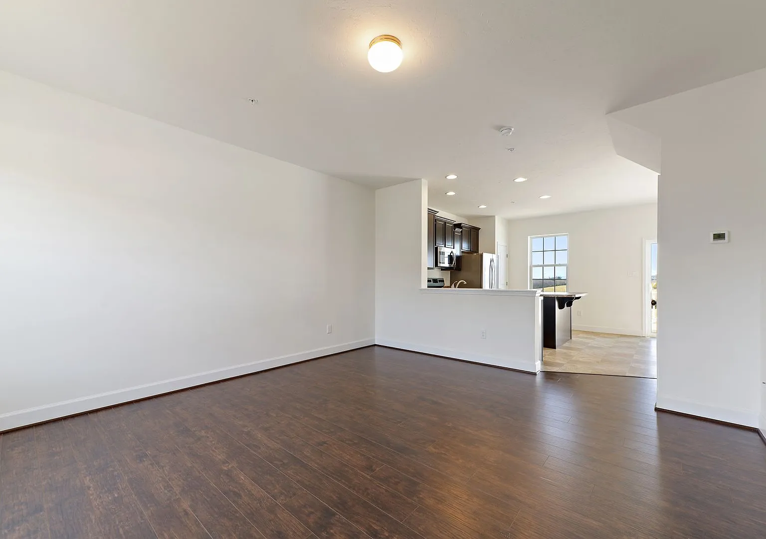 Townhome with finished basement! — Photo 4