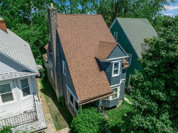 17 Custer St, Buffalo, NY 14214