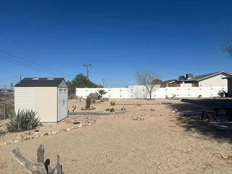 74404 Pinon Dr — Photo 15