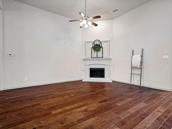 4th image of 12712 Breckenridge Ct