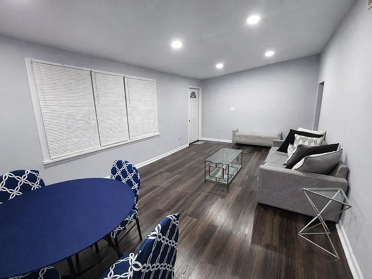 4214 Canby Ln — Photo 3