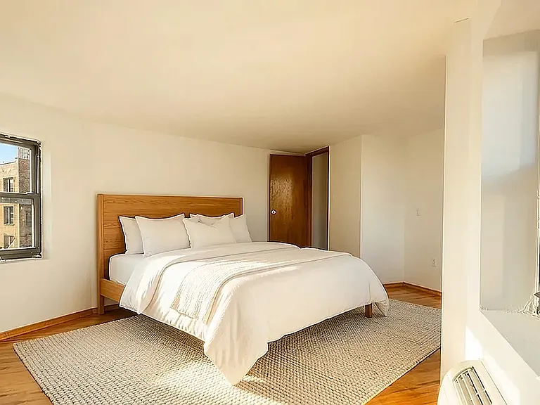 29 7th Ave S #2C — Photo 7
