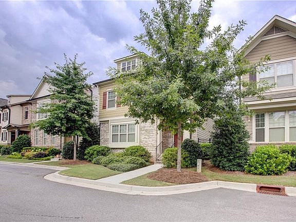 4th image of 1749 Whitfield Parc Cir SE