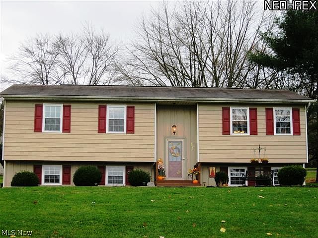 1st image of 2440 Sherwood Hls