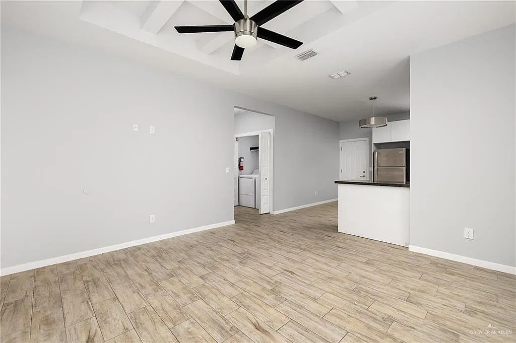3707 Valeria St — Photo 3