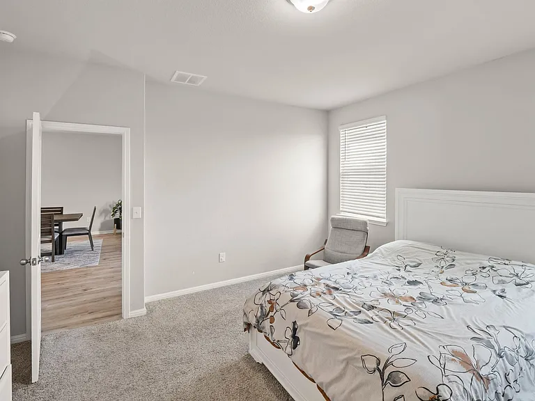 501 Dubina Ave — Photo 16