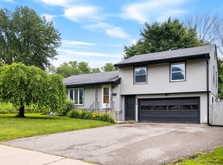 117 S Division St, Mankato, MN 56001