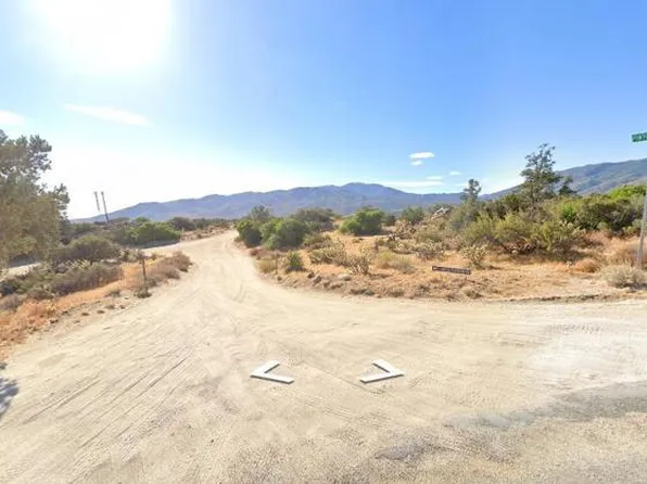 10 Pinyon Bowl Rd, Mountain Center, CA 92561
