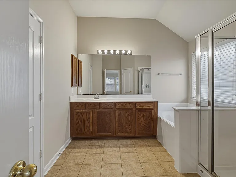 8515 Clarkman Ridge Ln — Photo 18