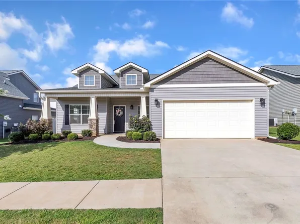 319 Sliding Rock Dr, Pendleton, SC 29670