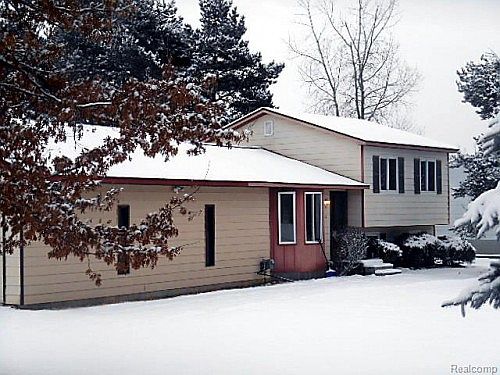 2nd image of 5916 Gracelawn St