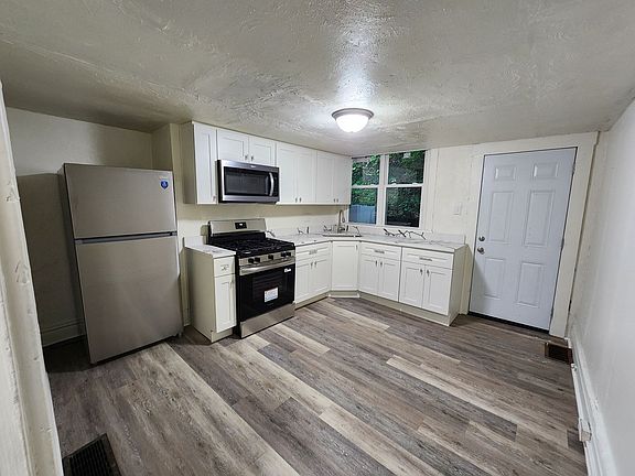 3rd image of 1157-1159 South Ave