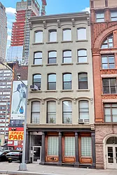 71 Warren Street in Tribeca