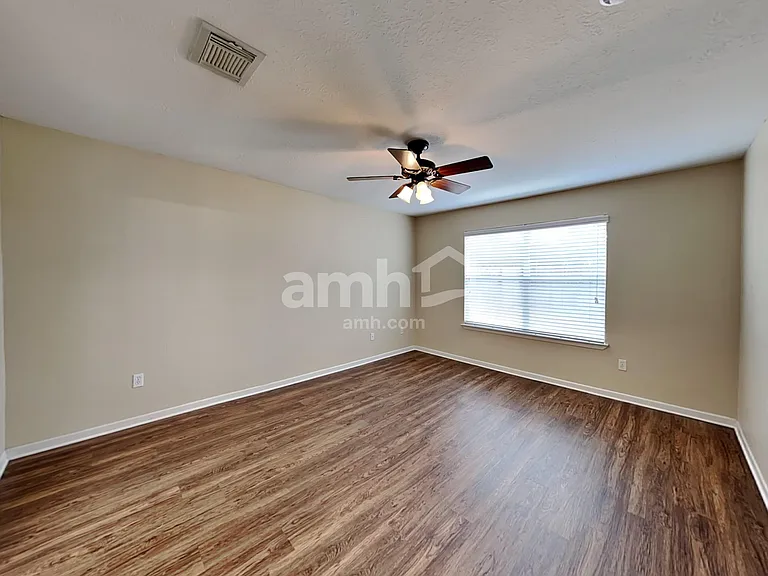 15834 Little Miss Creek Dr — Photo 9