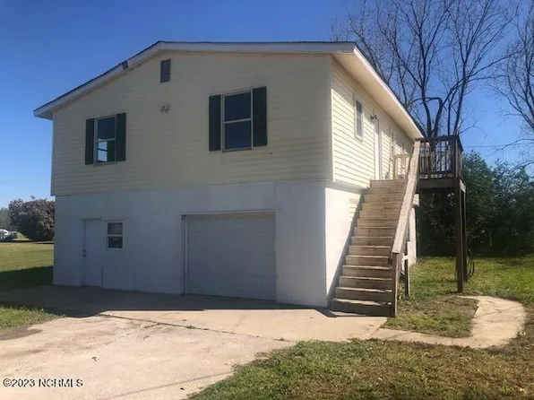 1908 Us Highway 13 N, Farmville, NC 27828