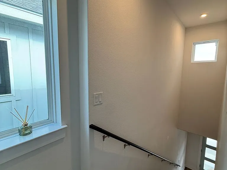 6414 Cowman Way — Photo 14