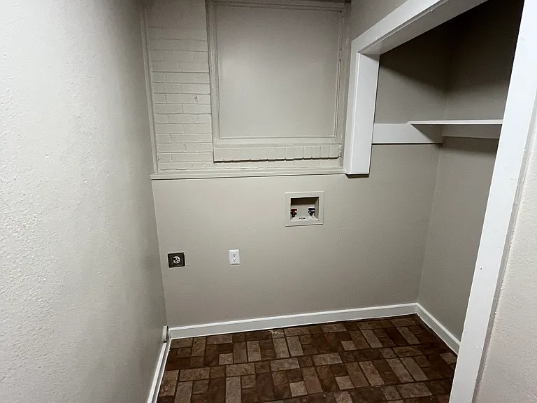 11302 Stallcup Dr — Photo 16