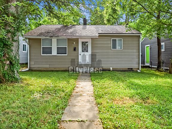 2nd image of 2921 N Gladstone Ave