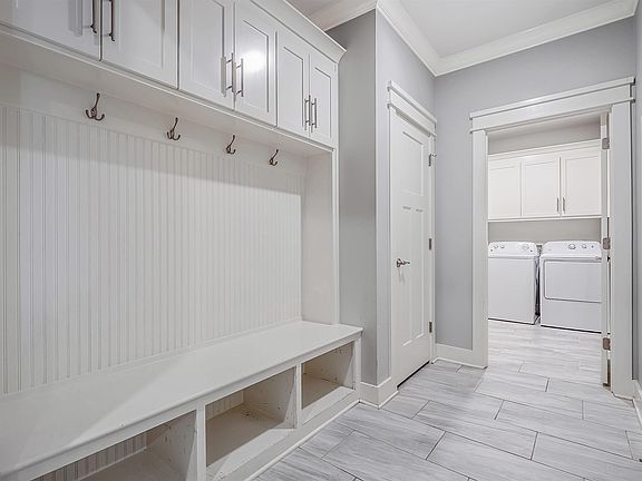 4th image of 120 Lydia Dr
