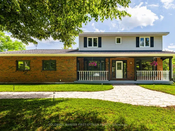 388 High St, Beckwith, ON K7C 1X1