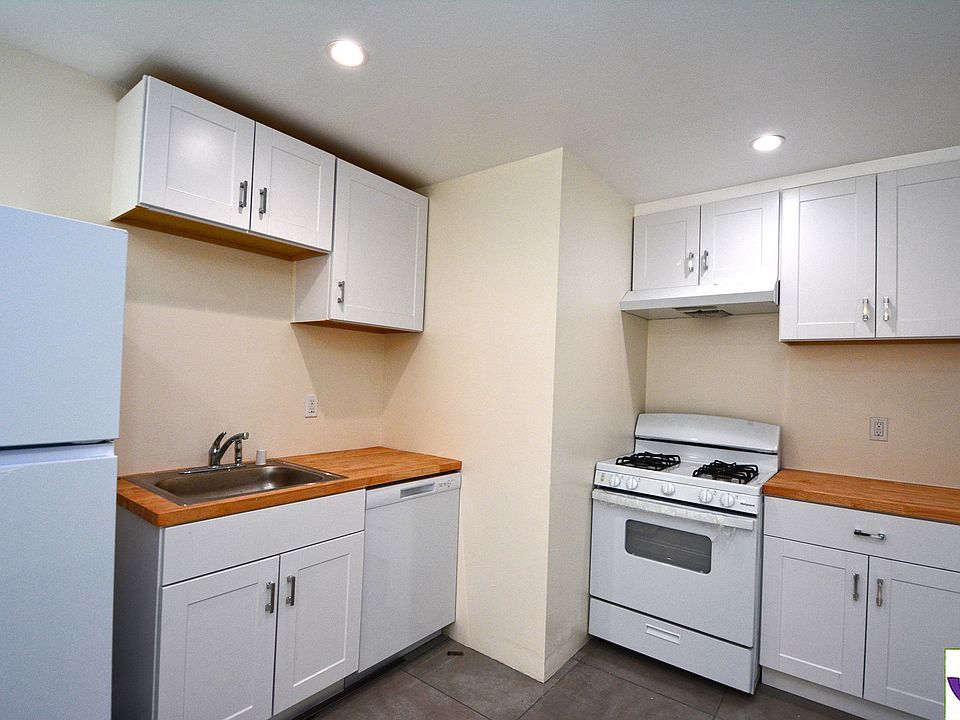1st image of 3519 S Denker Ave #1/2