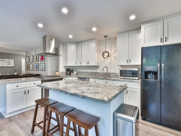 8648 Castano Ln, El Cajon, CA 92021