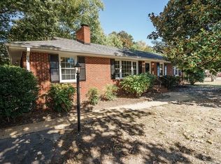 5300 W Melbeck Rd, North Chesterfield, VA 23234