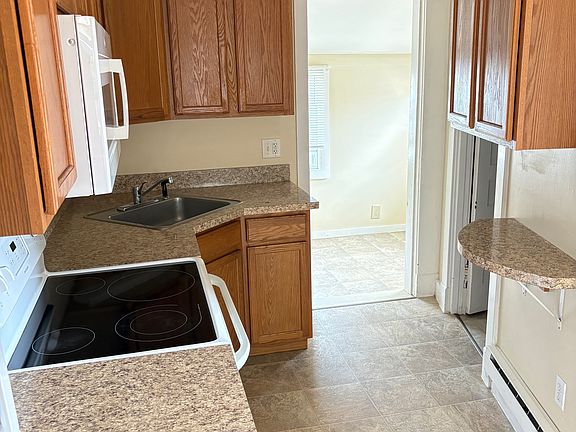 5th image of 25 Lafayette Pl #D