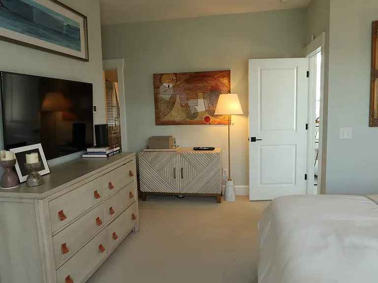 994 Key Colony Ct — Photo 16