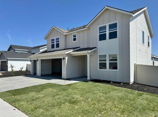 5351 E Bridal Veil Falls Dr, Nampa, ID 83686