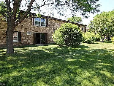 1025 Smetana Rd #2 — Photo 33
