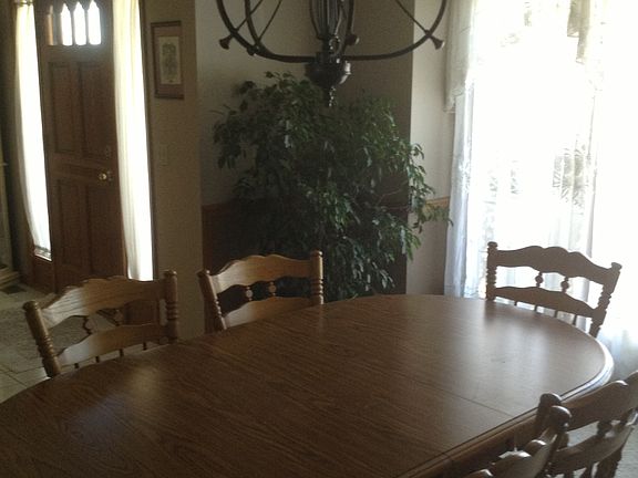 4th image of 6418 N 105th Ave
