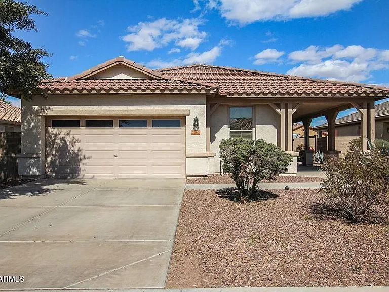 3060 E Ravenswood Dr — Photo 2