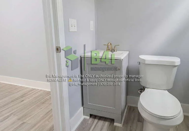 705 Barnesville St — Photo 14