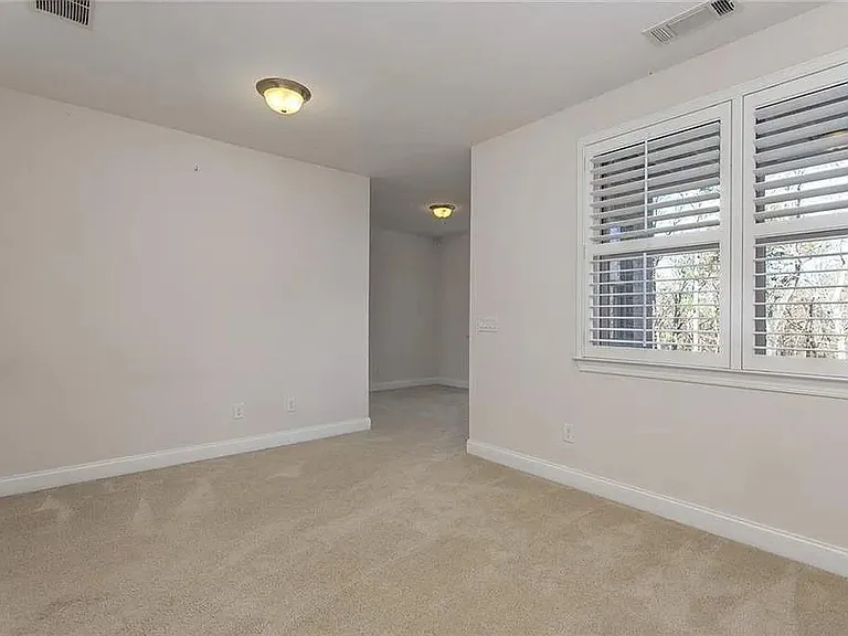 59 Winslow St — Photo 28
