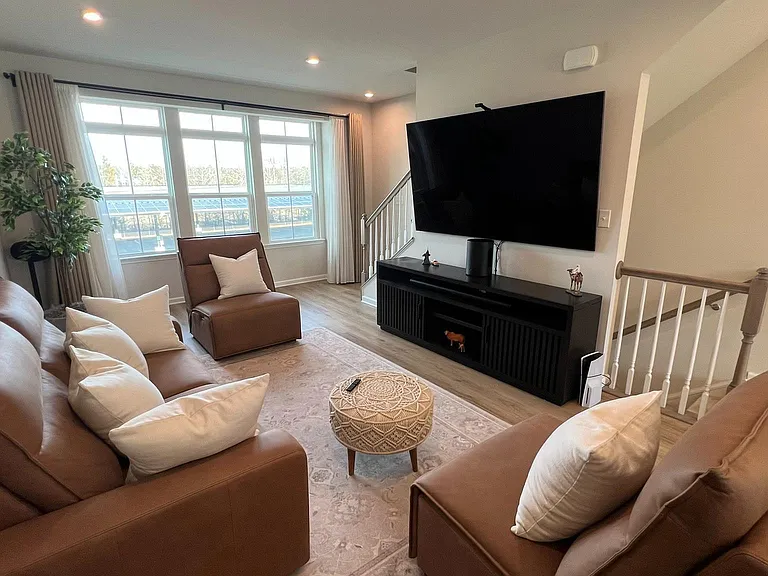 11 Sidney Ln — Photo 15
