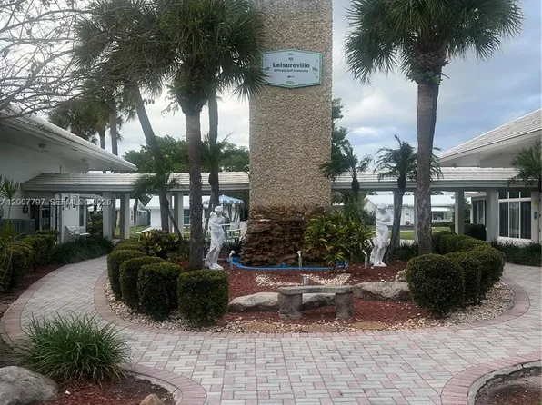 2501 W Golf Blvd APT 128, Pompano Beach, FL 33064