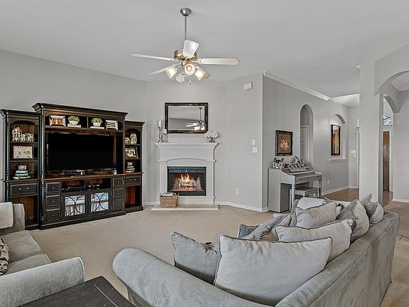5th image of 107 Stoneridge Dr