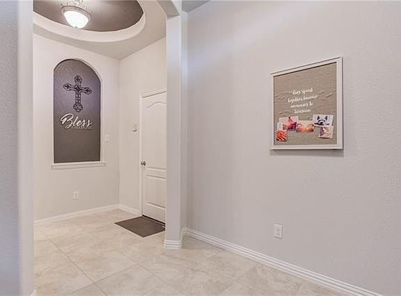 2nd image of 1429 Freesia Dr