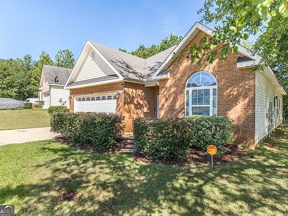 5th image of 105 Shiloh Ct