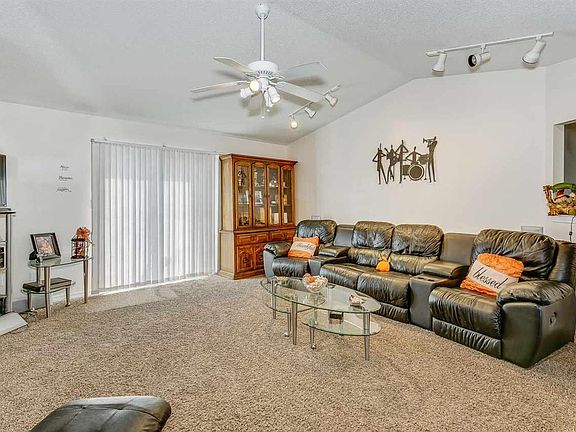 5th image of 1441 Little Creek Dr