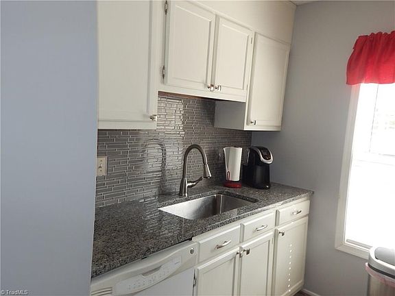 5th image of 2651 Cottage Pl