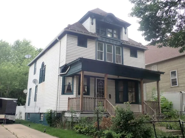430 East Garfield AVENUE, Milwaukee, WI 53212