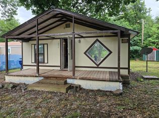 1211 W Rogers St, El Reno, OK 73036