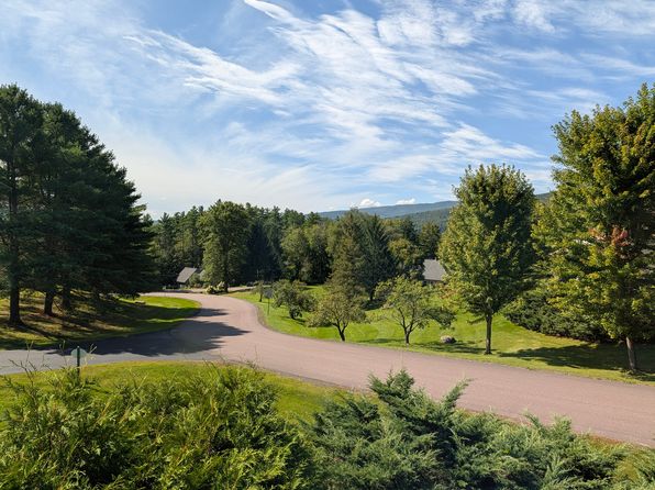 200 Acorn Dr Unit 207